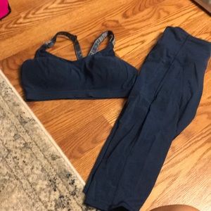 Victoria sport bra and crop combo